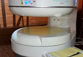 For Sale Hitachi Aperto Lucent - 0.4T / DOM: Feb 2016