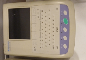 NihonKohden Cardiofax S 12 kanall� Ekg